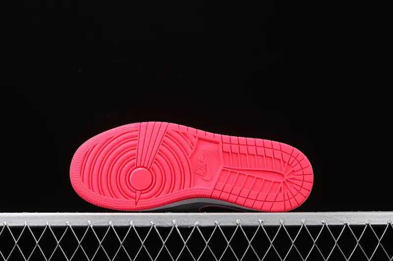 All categories Air Jordan Jordan series basketball shoes Air Jordan 1 Mid Air Jordan 1 mid AJ1 Joe 1 mid gray red 555112-060
